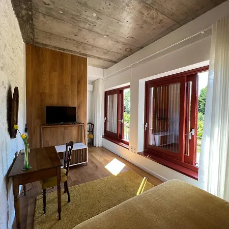 Quinta De Chousas - -