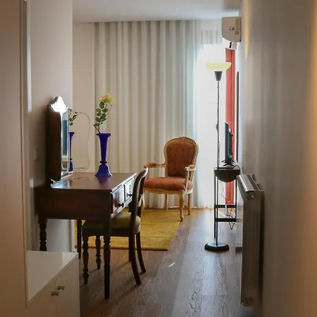 Quinta De Chousas - - * براغا