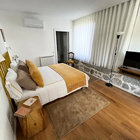 Quinta De Chousas - - مزرعة للإقامة براغا