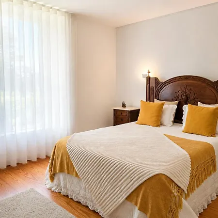 Quinta De Chousas - - * Braga
