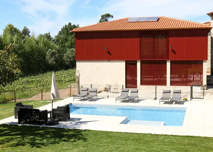 Vakantieboerderij Quinta De Chousas - - *