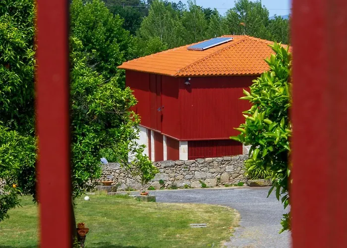 Farm stay Quinta De Chousas - - Braga